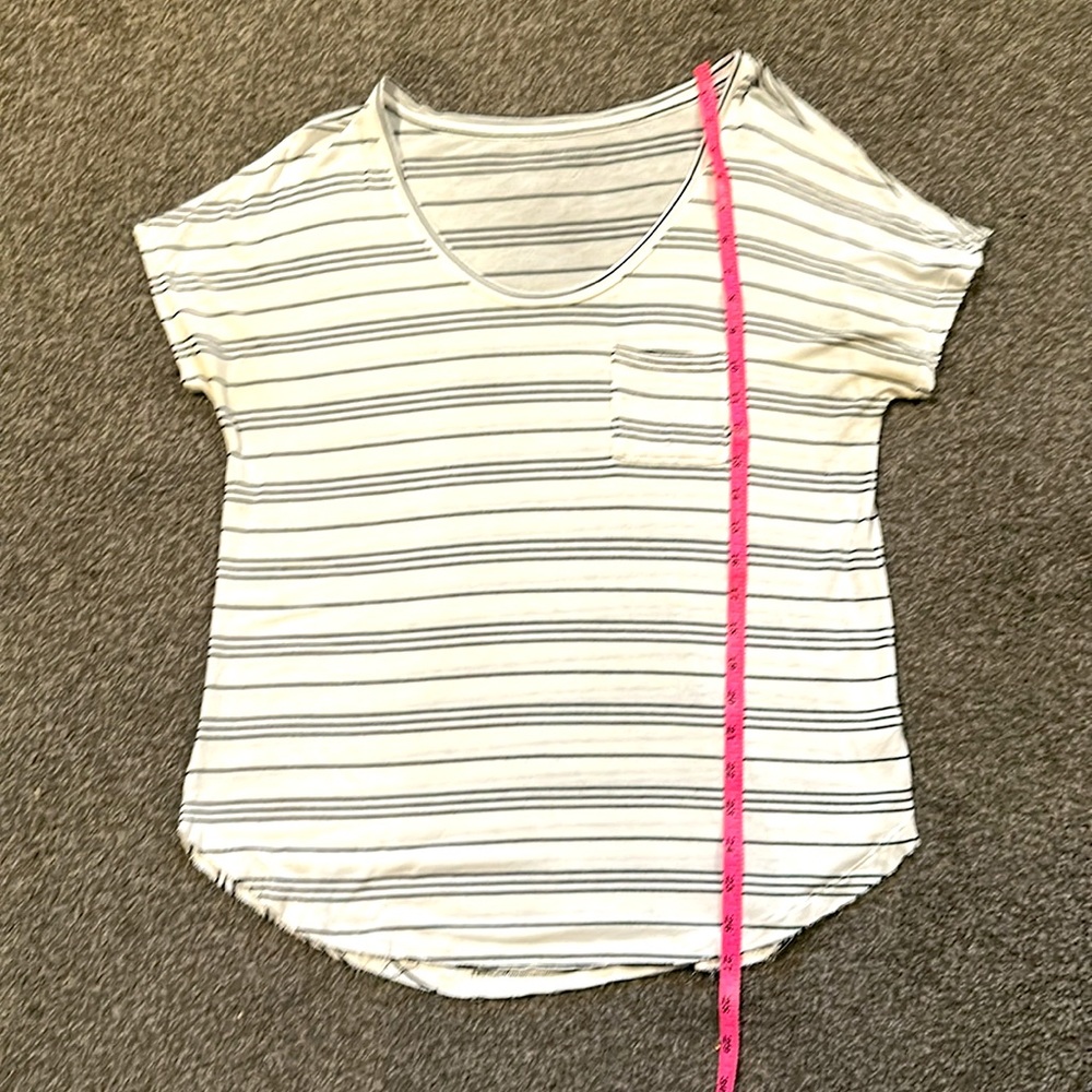 Striped Tee - Picture 2 of 7
